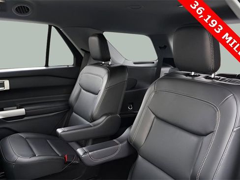 Used 2023 Ford Explorer XLT w/ Equipment Group 202A image 16