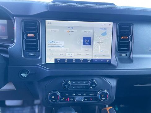 Used 2024 Ford Bronco Badlands image 17