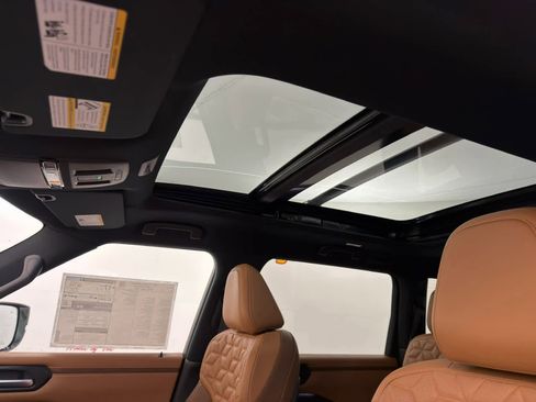 New 2026 Nissan Armada Platinum Reserve w/ Accent Package AWD/4WD image 15