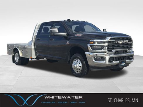 Used 2026 RAM 3500 Tradesman w/ Chrome Appearance Group image 1