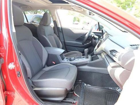 Used 2025 Subaru Crosstrek 2.0i Premium AWD/4WD image 24