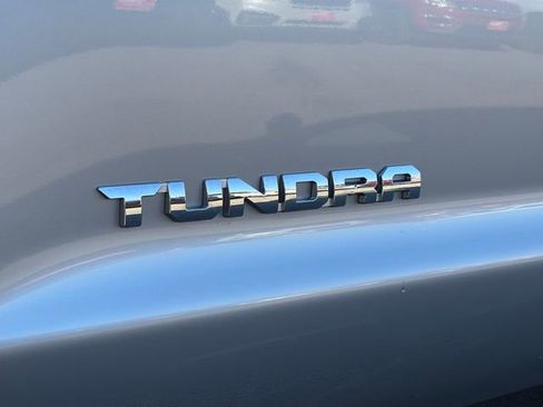 Used 2017 Toyota Tundra SR5 w/ TRD Off Road Package AWD/4WD image 21