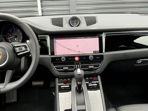 New 2025 Porsche Macan image 24