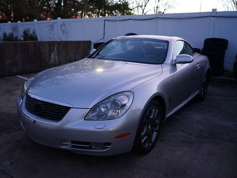 Used 2006 Lexus SC 430 Convertible w/ Preferred Accessory Pkg image 2