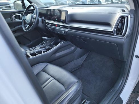 Used 2024 Kia Sorento S image 20