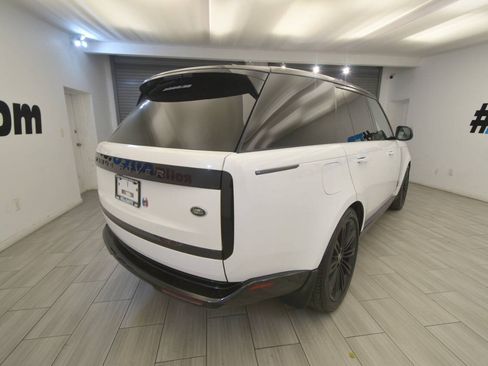 Used 2023 Land Rover Range Rover SE AWD/4WD image 5