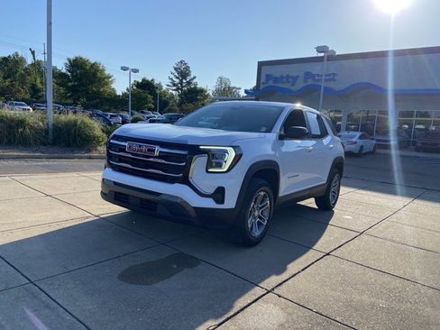 Used 2025 GMC Terrain Elevation AWD/4WD image 3