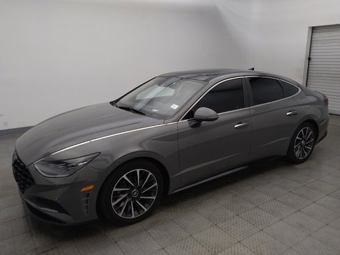 Used 2022 Hyundai Sonata Limited FWD image 2