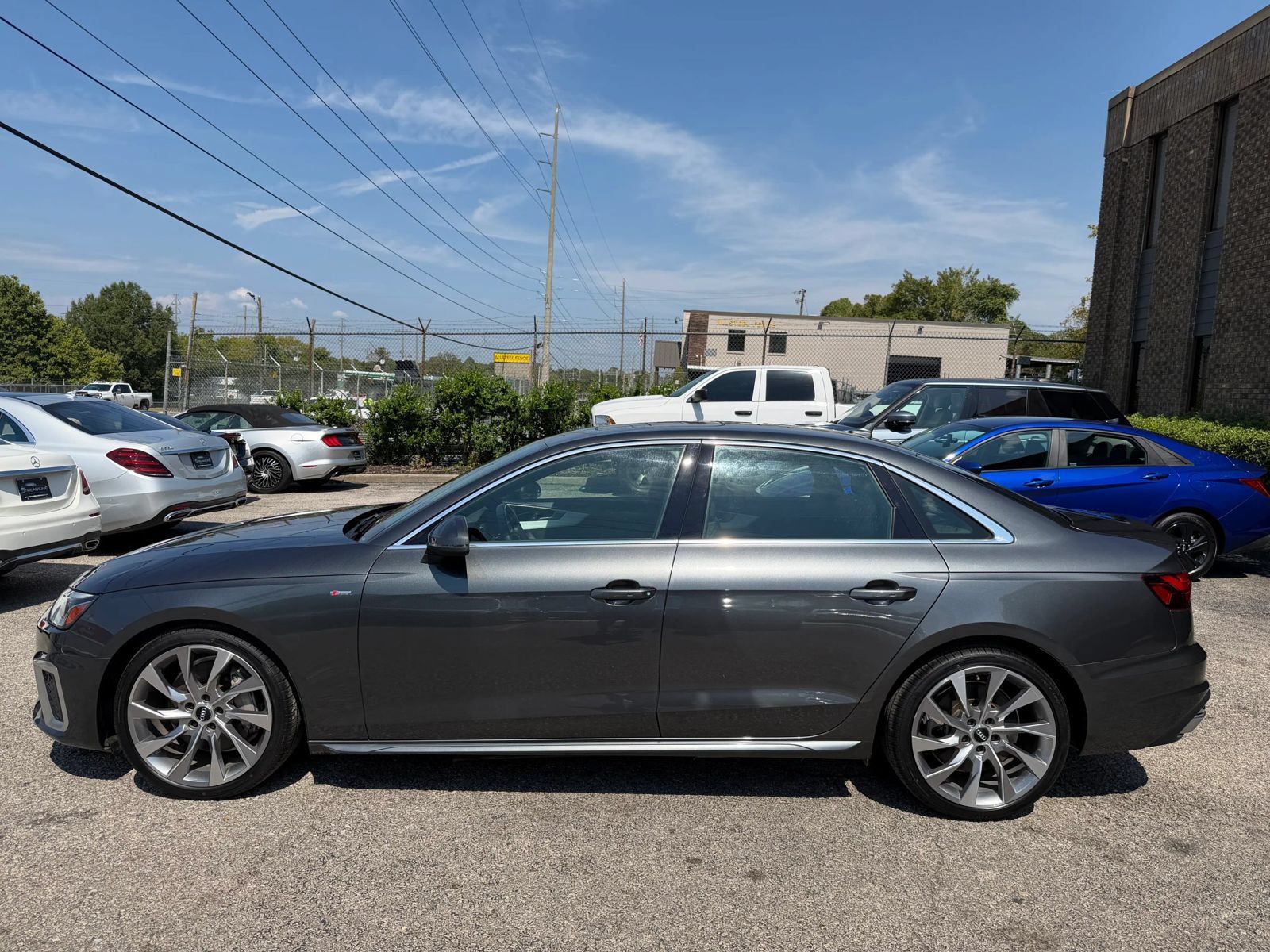 Used 2020 Audi A4 2.0T Premium Plus w/ Premium Plus Package AWD/4WD image 2
