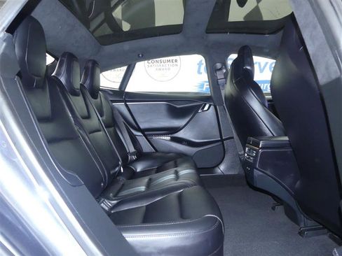 Used 2019 Tesla Model S 100D image 21