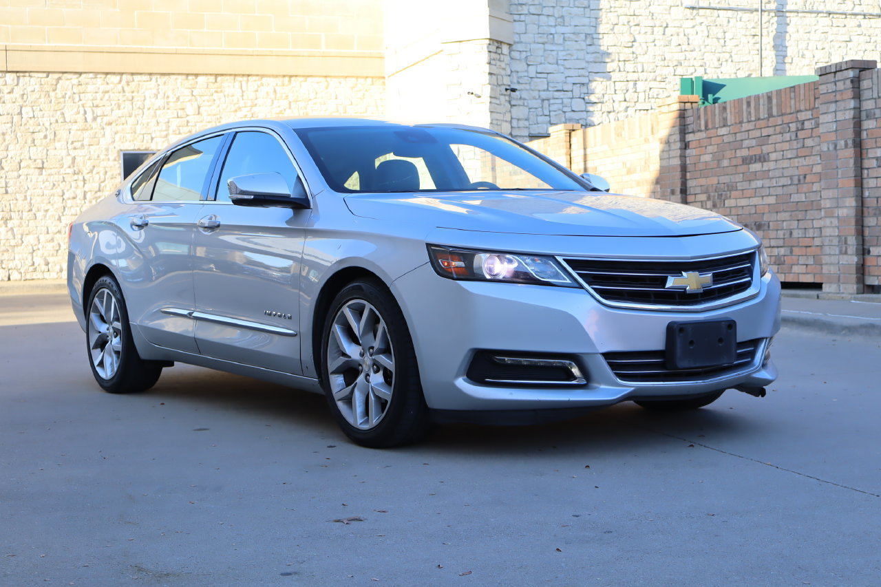 Used 2017 Chevrolet Impala Premier FWD image 2