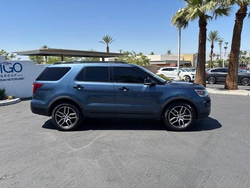 Used 2018 Ford Explorer Sport AWD/4WD image 4