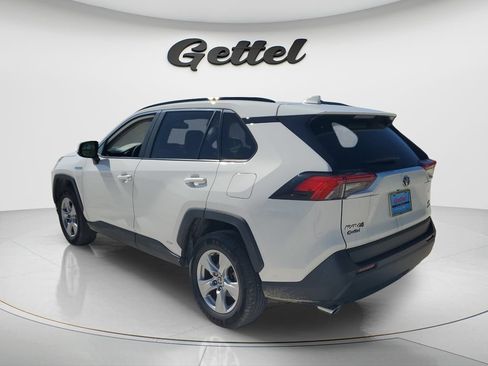 Used 2020 Toyota RAV4 XLE w/ Convenience Package AWD/4WD image 7