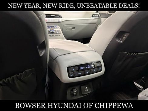 Used 2021 Hyundai Palisade SEL w/ Premium Package image 5