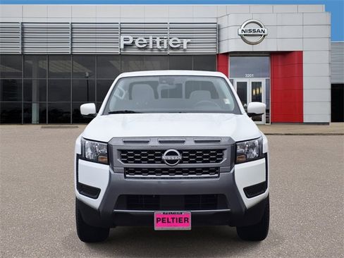 Certified 2025 Nissan Frontier SV image 2