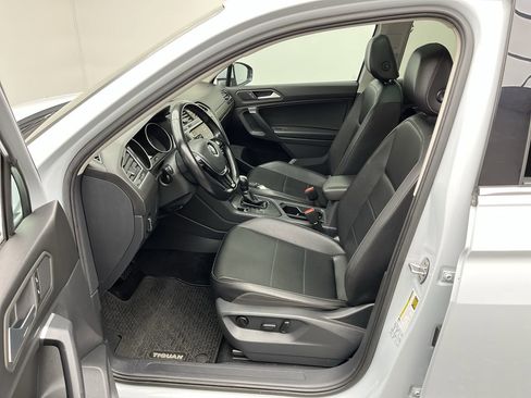 Used 2019 Volkswagen Tiguan SEL Premium R-Line image 3