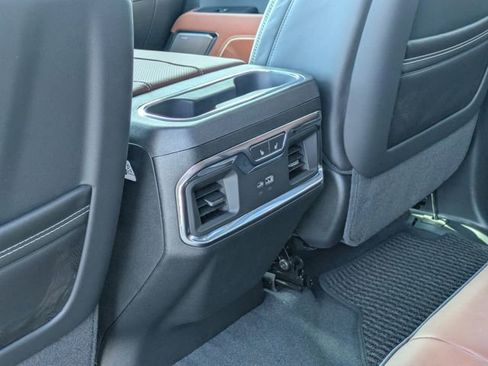 New 2026 GMC Sierra 2500 Denali Ultimate AWD/4WD image 30