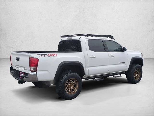 Used 2017 Toyota Tacoma TRD Off-Road w/ Tow Package (A/T) AWD/4WD image 5