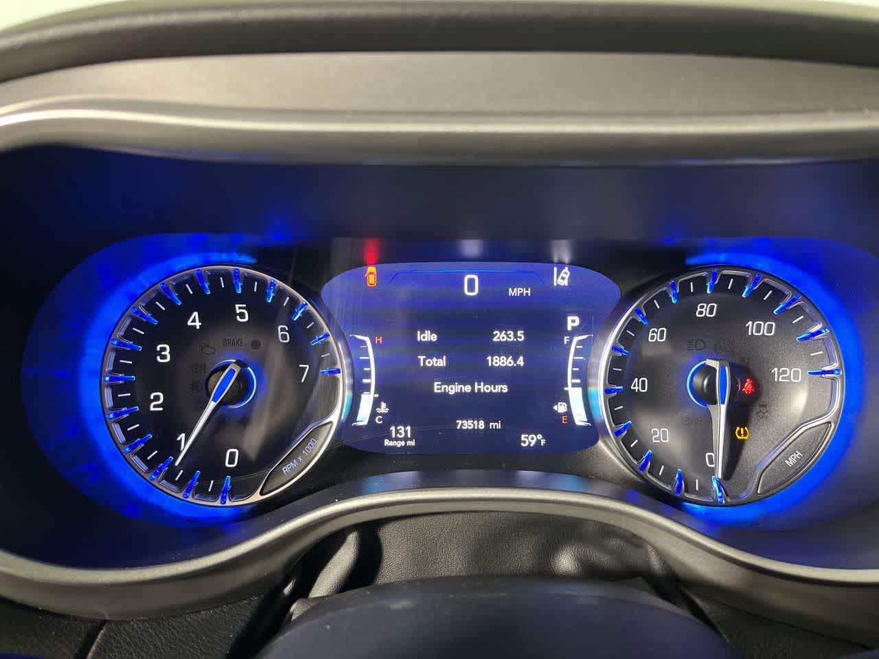 Used 2025 Chrysler Pacifica Select FWD image 17