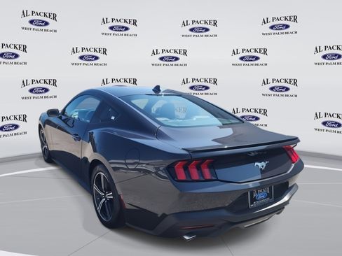 Used 2024 Ford Mustang Premium image 3