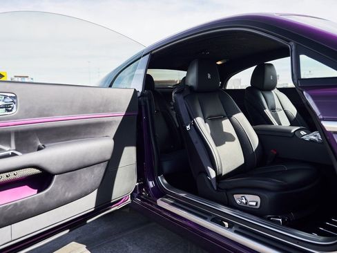 Used 2020 Rolls-Royce Wraith RWD image 19