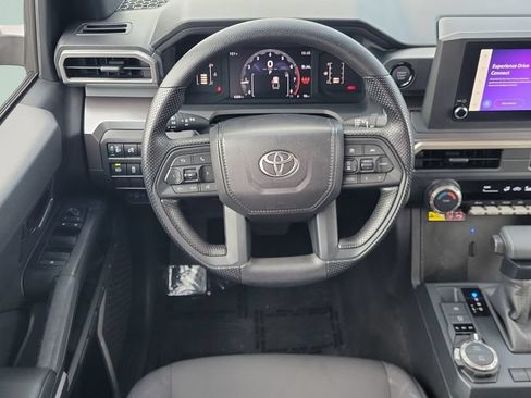 Used 2026 Toyota Tacoma SR5 AWD/4WD image 12