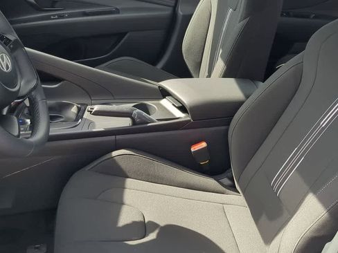 New 2026 Hyundai Elantra Sport FWD image 17
