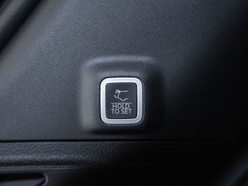 New 2025 Jeep Grand Cherokee Limited image 10