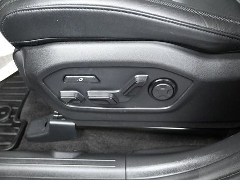 Used 2024 Hyundai Santa Fe Calligraphy AWD/4WD image 13