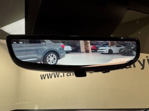 Used 2026 Chevrolet Suburban High Country image 22