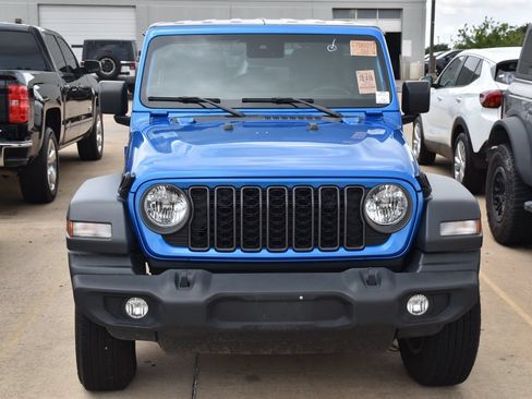 Used 2024 Jeep Wrangler Unlimited Sport AWD/4WD image 3