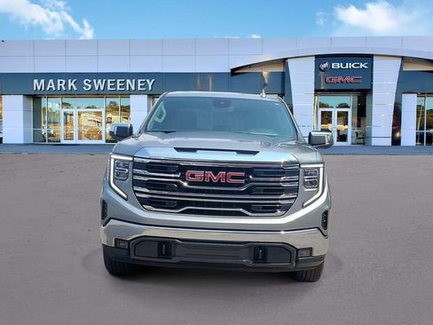 Used 2024 GMC Sierra 1500 SLT AWD/4WD image 2