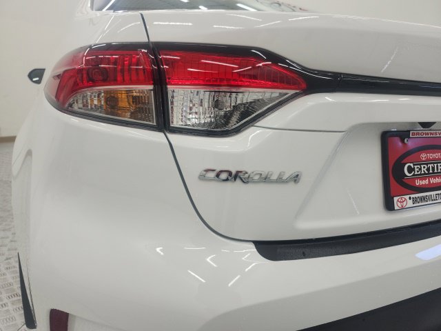 Certified 2027 Toyota Corolla LE FWD image 18