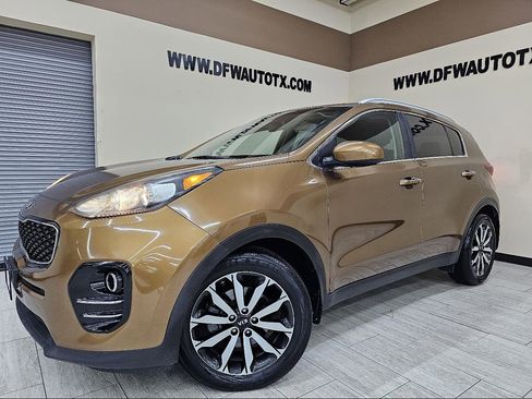 Used 2017 Kia Sportage EX FWD image 1