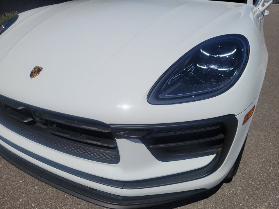 Used 2023 Porsche Macan AWD/4WD image 26
