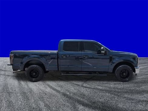 Used 2019 Ford F250 XLT w/ XLT Value Package RWD image 3