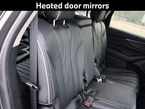 Used 2025 Acura MDX w/ Advance Package image 15