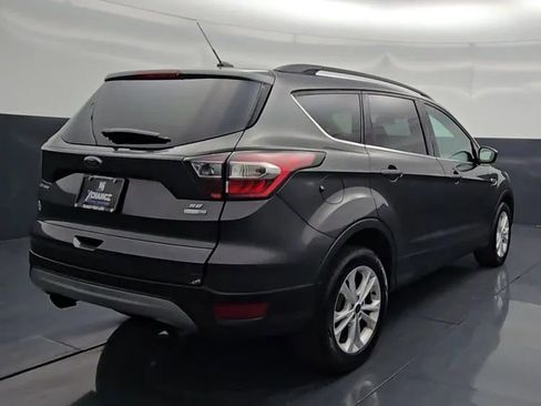 Used 2017 Ford Escape SE w/ SE Leather Comfort Package AWD/4WD image 27