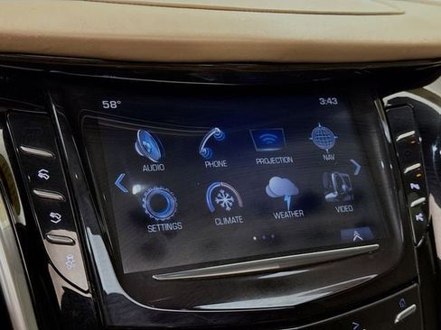 Used 2020 Cadillac Escalade Platinum image 17