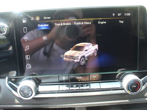 Used 2023 Chevrolet Colorado LT RWD image 27