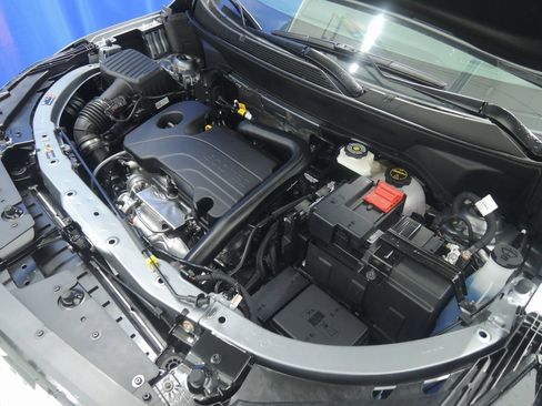 New 2026 Chevrolet Equinox LT w/ Convenience Package II image 39