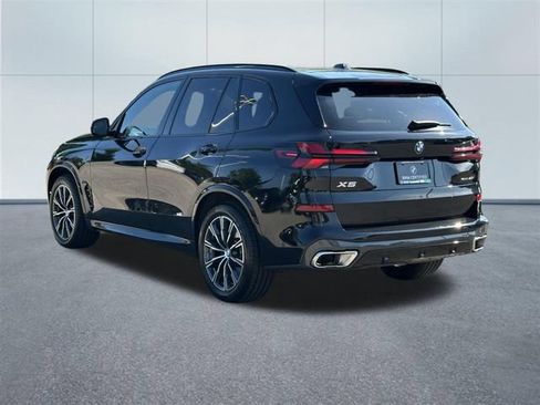 Certified 2024 BMW X5 xDrive40i w/ Executive Package AWD/4WD image 8