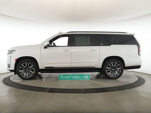 Used 2022 Cadillac Escalade ESV Sport w/ Touring Package image 9