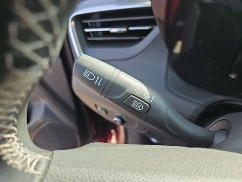 Used 2024 Buick Encore GX Avenir image 24