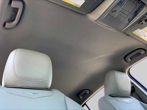 Used 2019 Cadillac XT4 Luxury FWD image 22