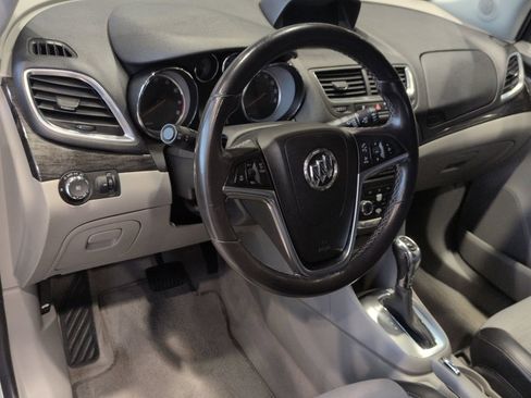 Used 2016 Buick Encore Convenience FWD image 2