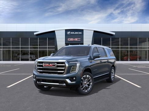 New 2026 GMC Yukon XL Elevation w/ LPO, Floor Liner Package AWD/4WD image 8