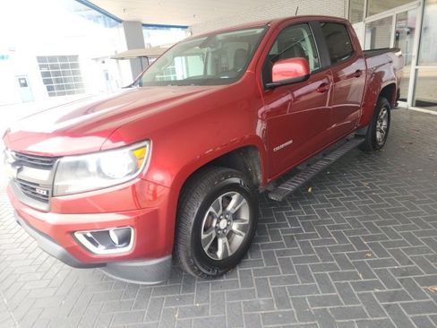 Used 2015 Chevrolet Colorado Z71 image 1