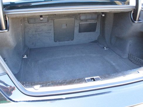 Used 2015 Audi A8 L 4.0T w/ Premium Package image 32