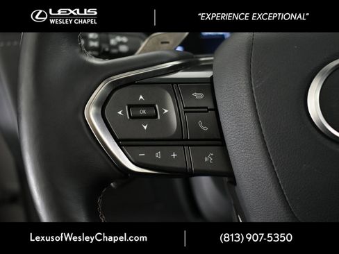 Used 2023 Lexus LX 600 4WD w/ Luxury Package image 40